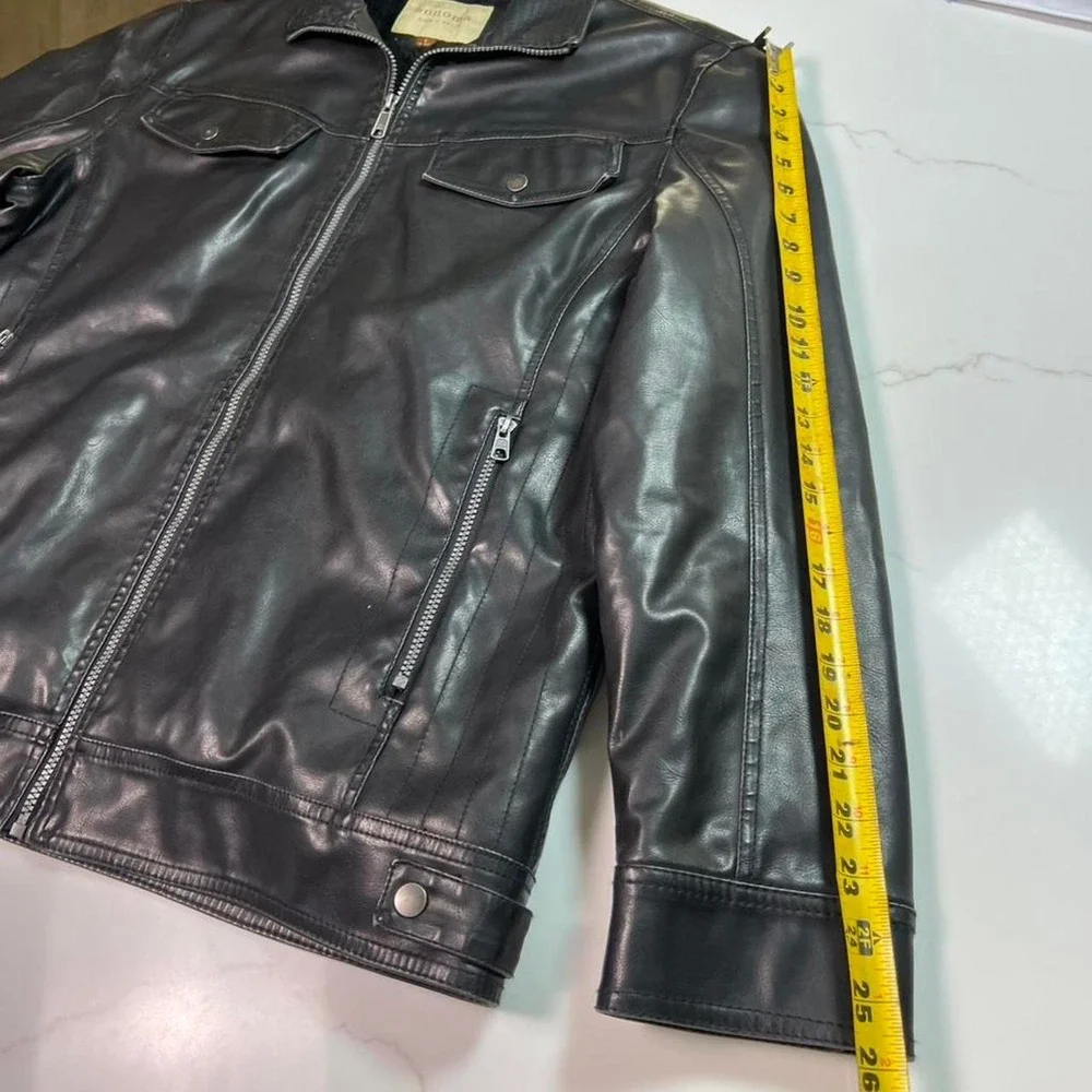 Vintage‎ men's Sonoma black leather biker jacket with Sherpa lining